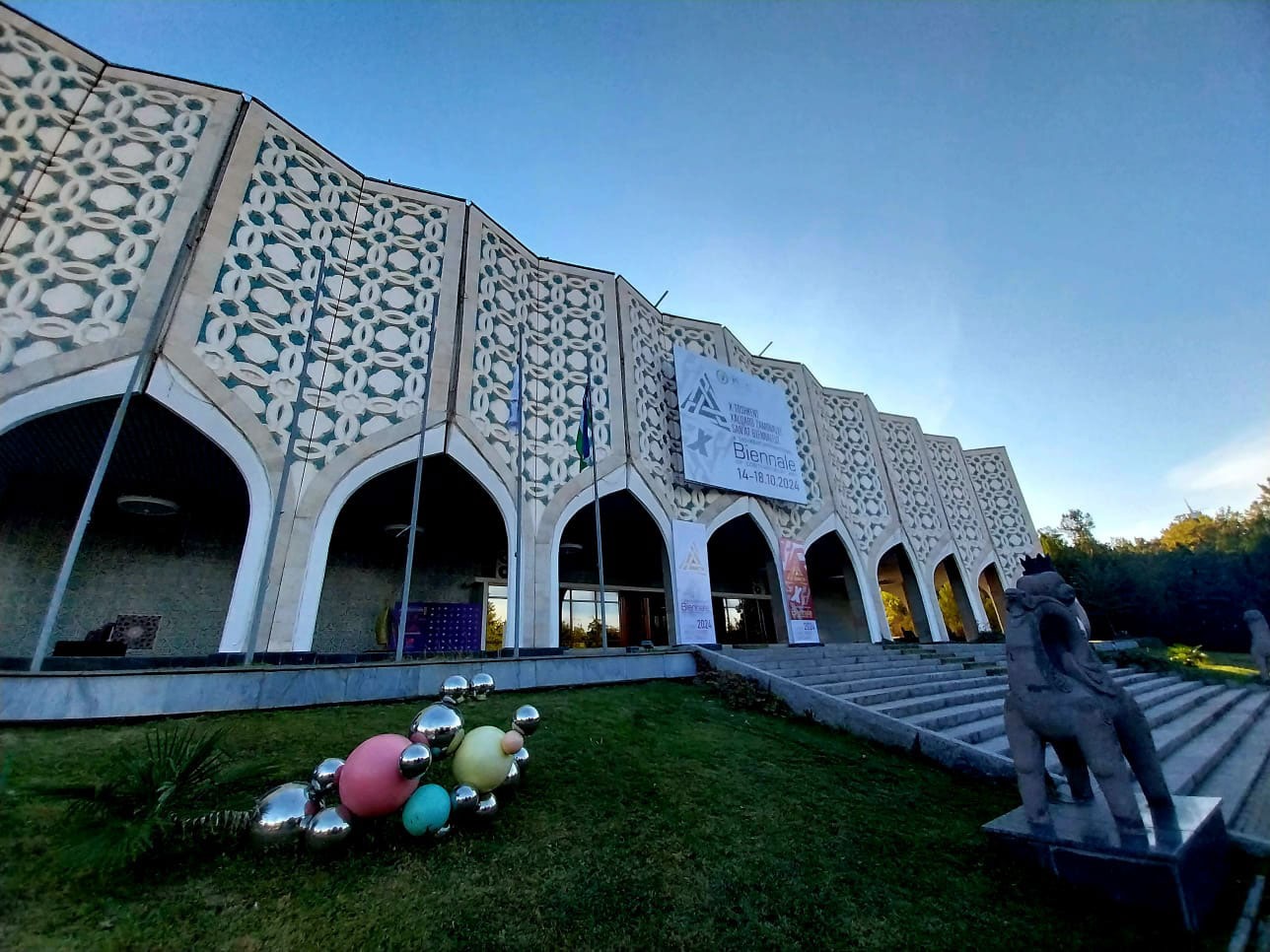 Biennale-UZBEK-202405